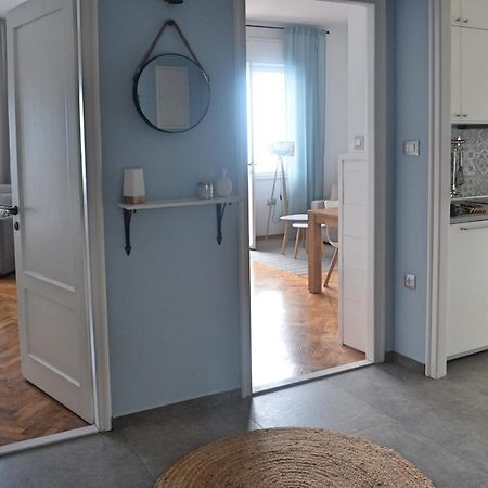 Apartment Celeste - Directly On The Beach Mošćenička Draga Dış mekan fotoğraf