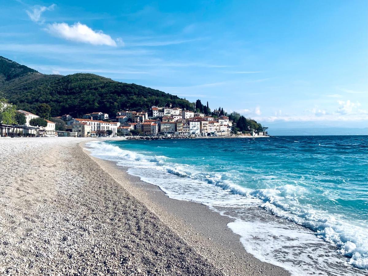 Apartment Celeste - Directly On The Beach Mošćenička Draga Dış mekan fotoğraf